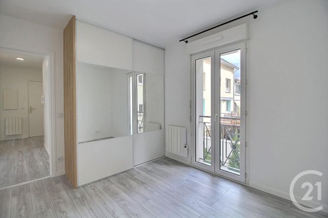 Appartement F2 à vendre - 2 pièces - 47 m2 - Antony - 92 - ILE-DE-FRANCE