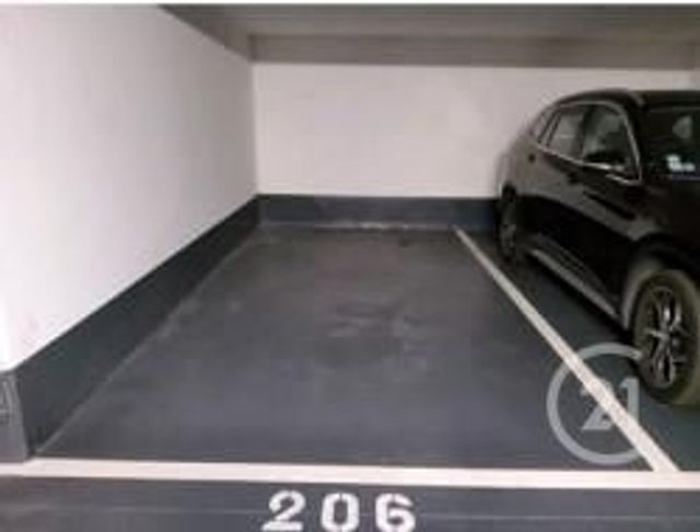 Parking à louer - 12 m2 - Sceaux - 92 - ILE-DE-FRANCE