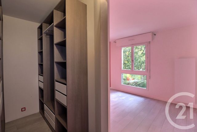 Afficher la photo en grand Appartement F3 à vendre - 3 pièces - 81,56 m2 - Antony - 92 - ILE-DE-FRANCE