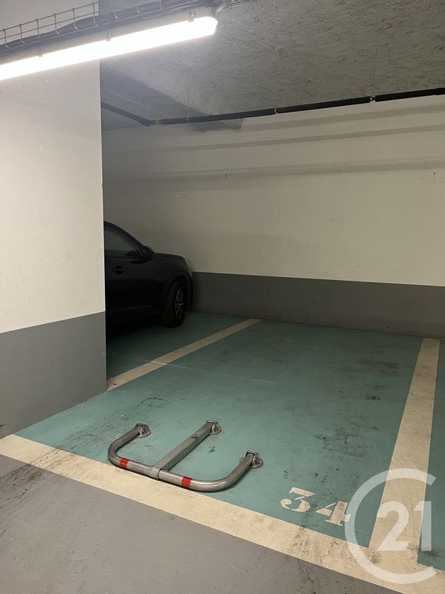 Parking à louer - 12 m2 - Chatillon - 92 - ILE-DE-FRANCE