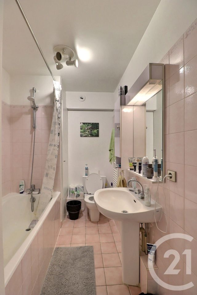 Afficher la photo en grand Appartement Studio à vendre - 1 pièce - 43,31 m2 - Antony - 92 - ILE-DE-FRANCE