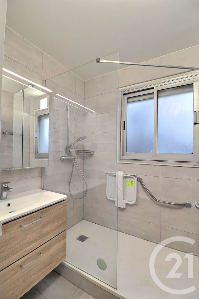 Appartement F3 &agrave; louer - 3 pi&egrave;ces - 50,73 m2 - Antony - 92 - ILE-DE-FRANCE