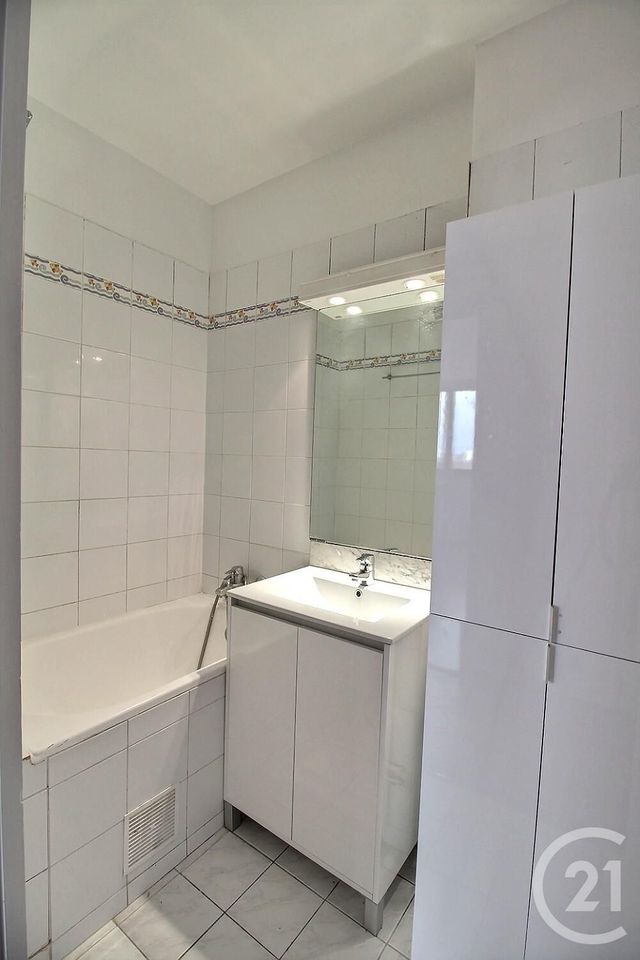 Appartement F3 &agrave; louer - 4 pi&egrave;ces - 66,49 m2 - Antony - 92 - ILE-DE-FRANCE