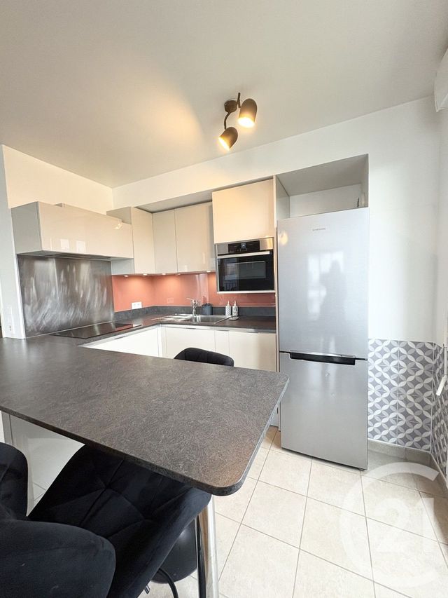 Appartement F3 &agrave; louer - 3 pi&egrave;ces - 69,34 m2 - Villejuif - 94 - ILE-DE-FRANCE