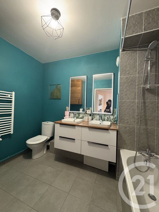 Appartement F3 &agrave; louer - 3 pi&egrave;ces - 69,34 m2 - Villejuif - 94 - ILE-DE-FRANCE