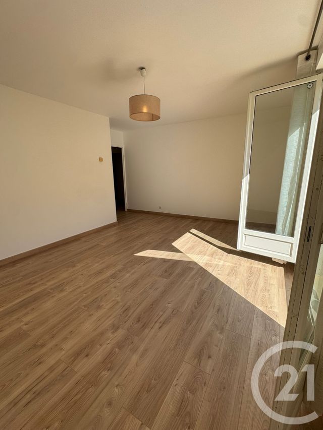 Appartement F3 &agrave; louer - 3 pi&egrave;ces - 65,10 m2 - Rungis - 94 - ILE-DE-FRANCE