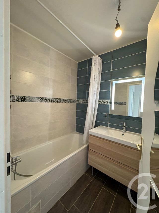 Appartement F3 &agrave; louer - 3 pi&egrave;ces - 65,10 m2 - Rungis - 94 - ILE-DE-FRANCE