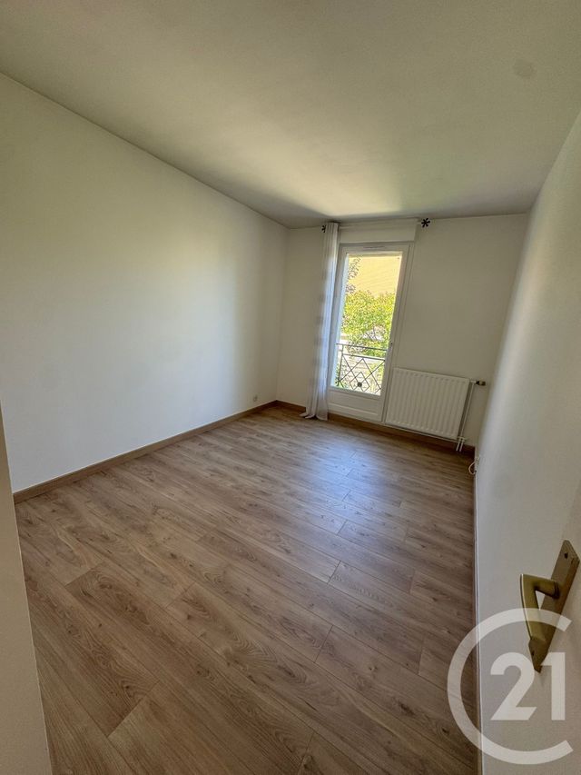 Appartement F3 &agrave; louer - 3 pi&egrave;ces - 65,10 m2 - Rungis - 94 - ILE-DE-FRANCE