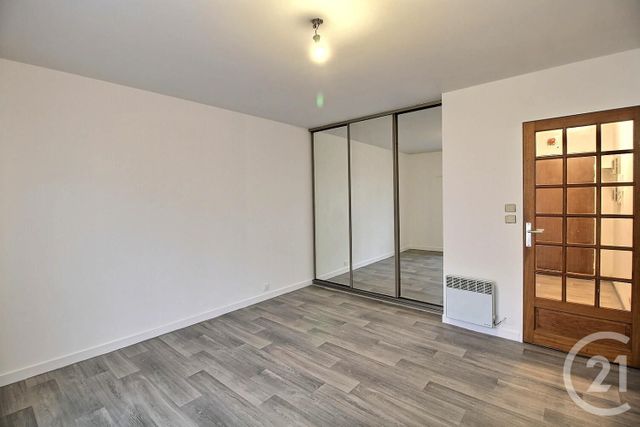 Appartement Studio &agrave; louer - 1 pi&egrave;ce - 24,85 m2 - Antony - 92 - ILE-DE-FRANCE