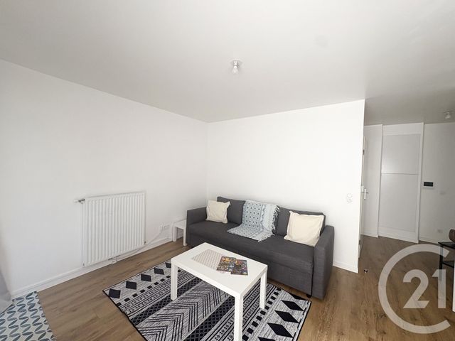 Appartement Studio &agrave; louer - 1 pi&egrave;ce - 24,93 m2 - Chatenay Malabry - 92 - ILE-DE-FRANCE