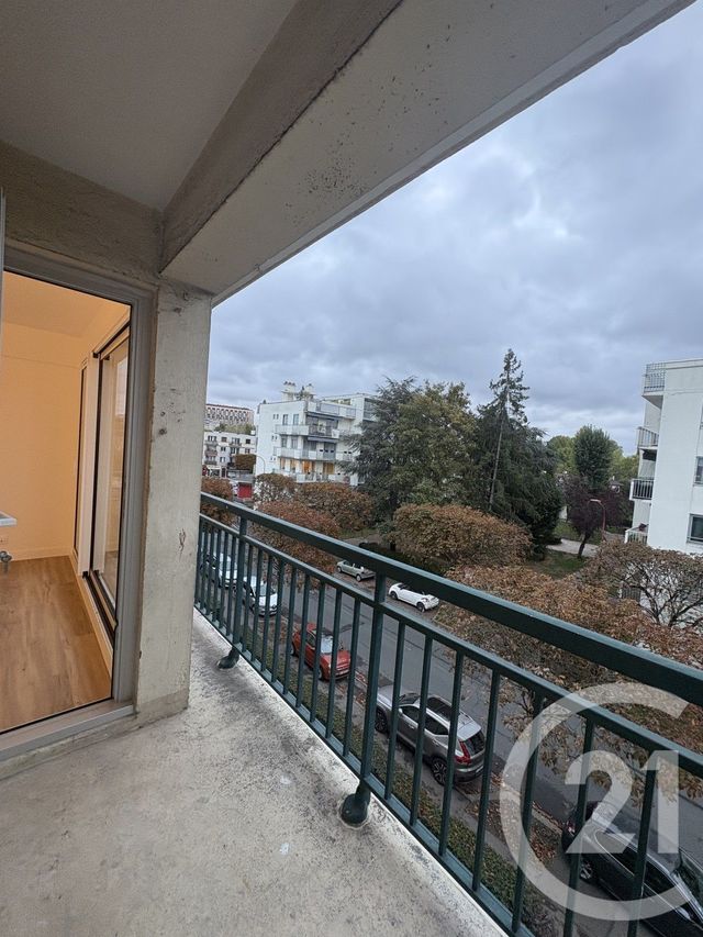 Appartement F4 &agrave; louer - 4 pi&egrave;ces - 66,61 m2 - Fresnes - 94 - ILE-DE-FRANCE