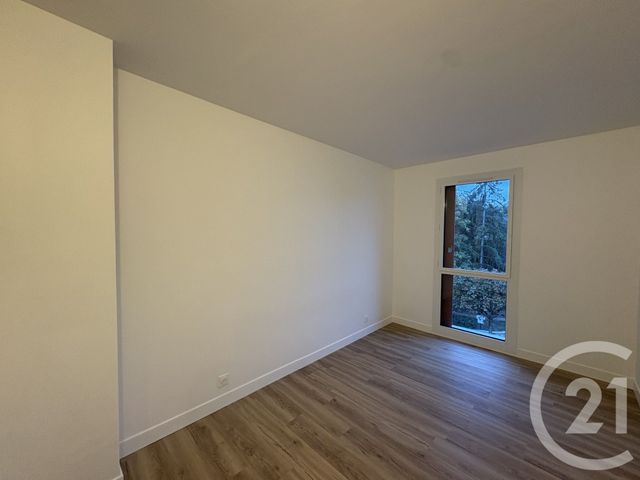 Appartement F4 &agrave; louer - 4 pi&egrave;ces - 66,61 m2 - Fresnes - 94 - ILE-DE-FRANCE