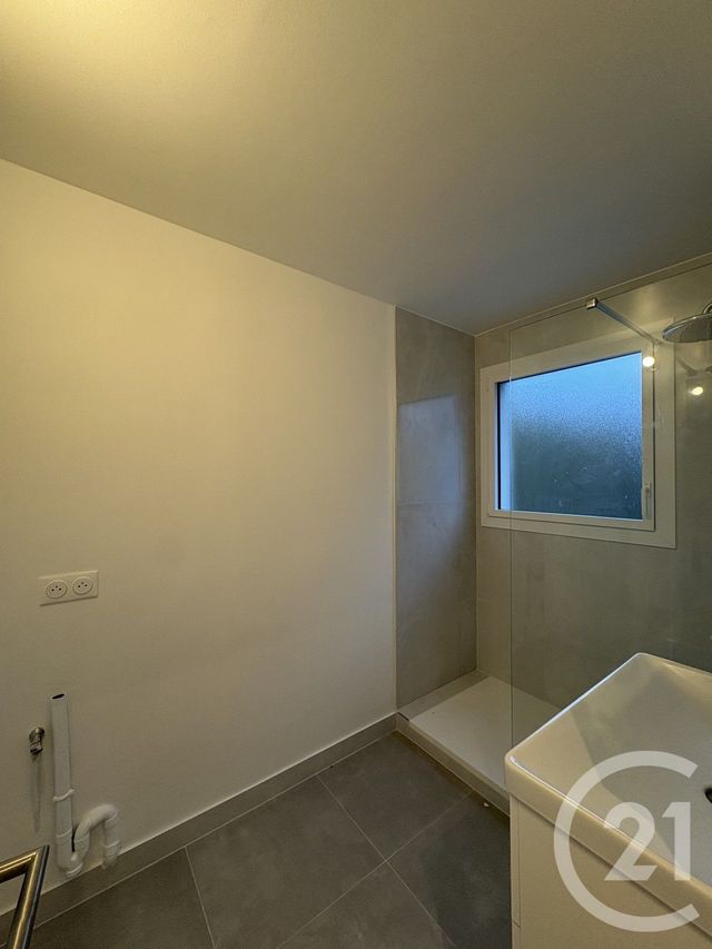Appartement F4 &agrave; louer - 4 pi&egrave;ces - 66,61 m2 - Fresnes - 94 - ILE-DE-FRANCE