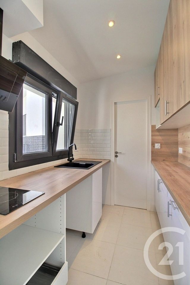 Afficher la photo en grand Appartement Studio à vendre - 1 pièce - 24 m2 - Antony - 92 - ILE-DE-FRANCE