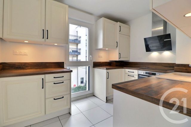 Afficher la photo en grand Appartement F4 à vendre - 4 pièces - 79 m2 - Sceaux - 92 - ILE-DE-FRANCE